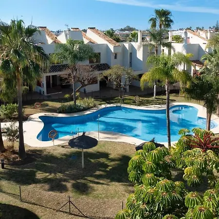 Stunning 2 Bd Townhouse By Hostlovers * Estepona