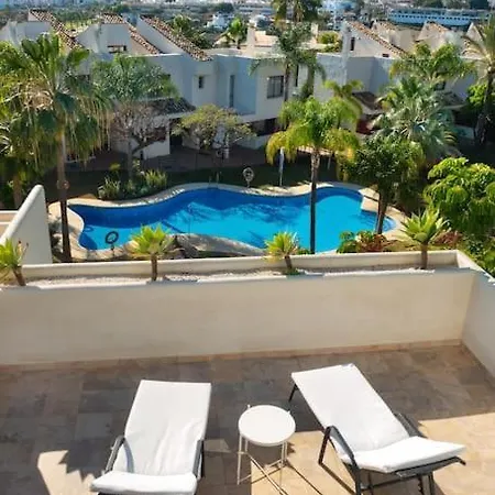 Stunning 2 Bd Townhouse By Hostlovers شقة