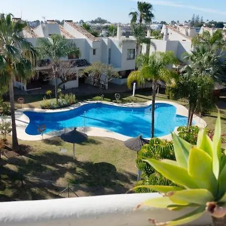 Stunning 2 Bd Townhouse By Hostlovers شقة